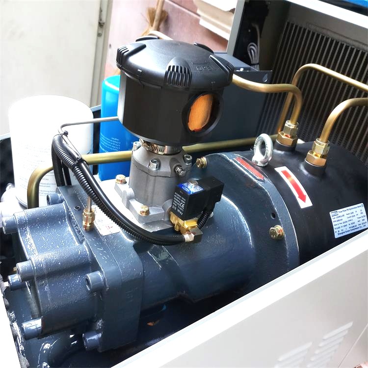 怎么處理東莞螺桿空壓機散熱器堵塞的問題