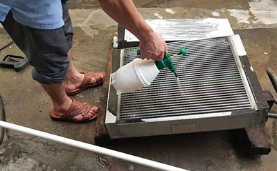 空壓機(jī)清洗不干凈會(huì)帶來哪些危害呢?